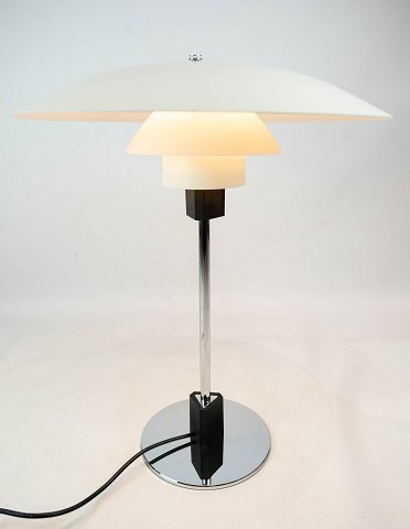 PH 4/3 bordlampe designet af Poul Henningsen og fremstillet hos Louis Poulsen. 
