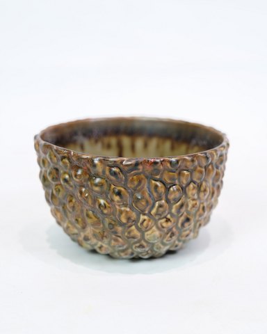 Stoneware Bowl - Model 20566 - Decorated With Sunglaze - Axel Salto - Royal 
Copenhagen
Great condition

