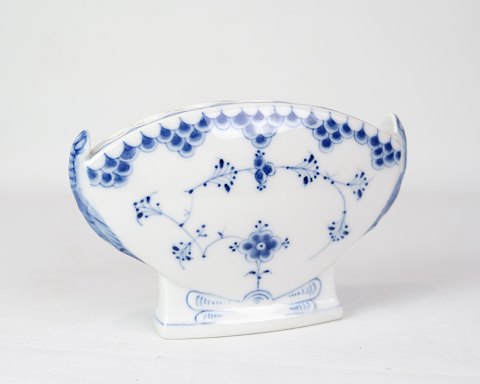 Tulip Vase - No. 15 - Porcelain - Blue Painted - Blue Fluted - Bing & Grondahl
Great condition
