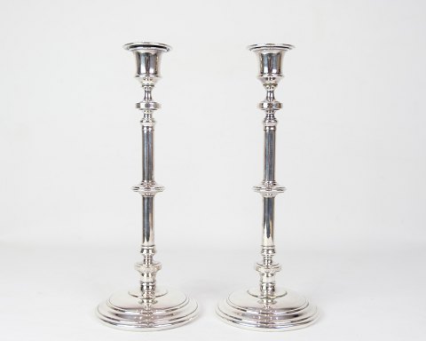 Set Of 2 Tall Candlesticks - Silver Plated - 1920s
Great condition
