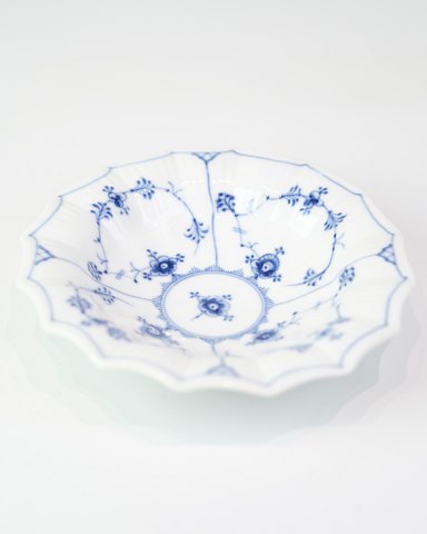 Bølgeskål – Musselmalet – Royal Copenhagen – No. 140/1
Flot stand
