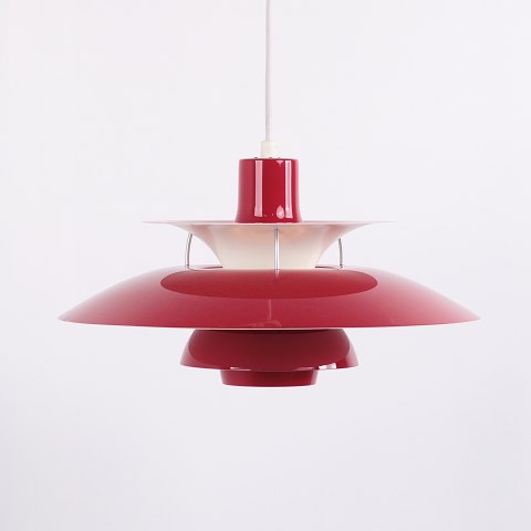 Poul Henningsen Pendelleuchte Modell PH 5 aus rot lackiertem Metall, Louis Poulsen