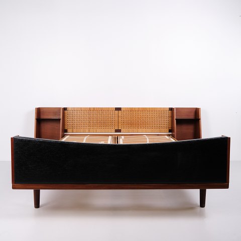 Hans J. Wegner Doppelbett Modell GE 701 aus Teak mit Wiener Geflecht für Getama, 1950er Jahre