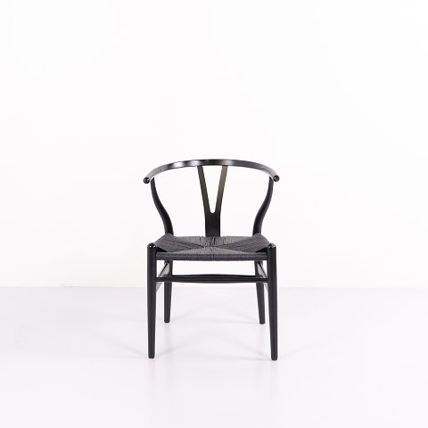 CH24 Y-Stuhl in Schwarz mit Schwarzem Papiergeflecht von Hans J. Wegner