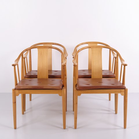 Satz von 4 Hans J. Wegner China Chairs FH 4283 aus Kirschholz mit Leder von Fritz Hansen 1979