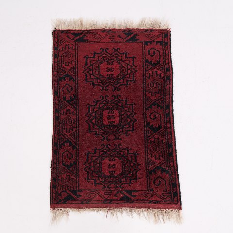 Kleiner Roter Persischer Teppich mit Orientalischem Muster und Fransen 94 x 64 cm