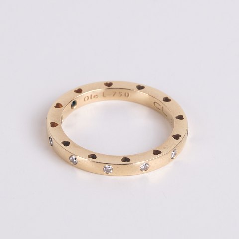 Ole Lynggaard Forever Love Ring aus 18 Karat Gold mit Herzen und 8 Diamanten