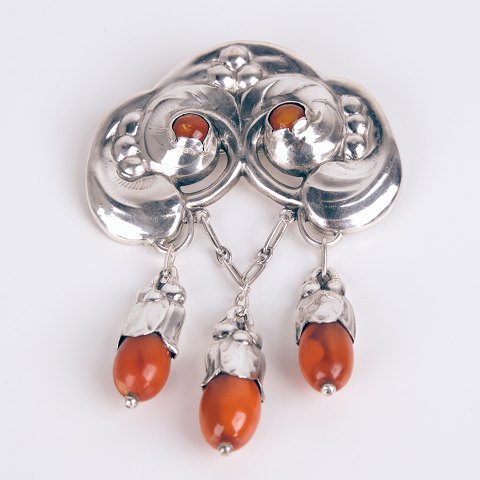 Evald Nielsen Brosche aus 830 Silber mit Orangen Steinen