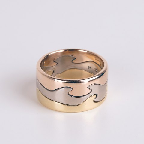 Georg Jensen Fusion Ring aus 18 Karat Gold mit Rotgold, Weißgold und Roségold.