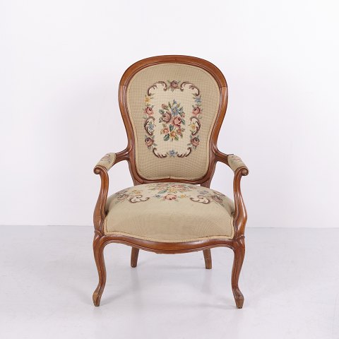 Französischer Armstuhl im Louis XV Stil mit Blumenpolsterung ca. 1890–1920