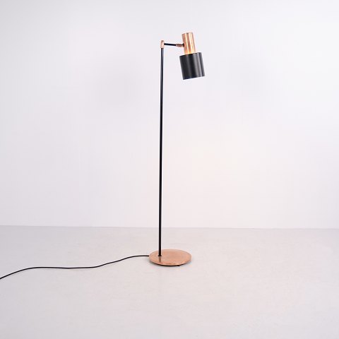 Jo Hammerborg Studio Stehlampe aus Schwarzem Metall und Kupfer Fog & Mørup 1960er Jahre