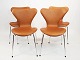 Ein Set aus vier Seven Chairs – Modell 3107 – Cognac Classic-Leder – Arne Jacobsen – Fritz Hansen