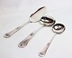 Cake server, sauce server and marmelade spoon in Rose, hallmarked silver. 5000m2 showroom.