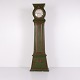 Horloge Bornholmoise – Modèle « Frøken » – Peinte à la Main Avec Détails Sculptés – Peinture Verte & Rouge – Années 1860